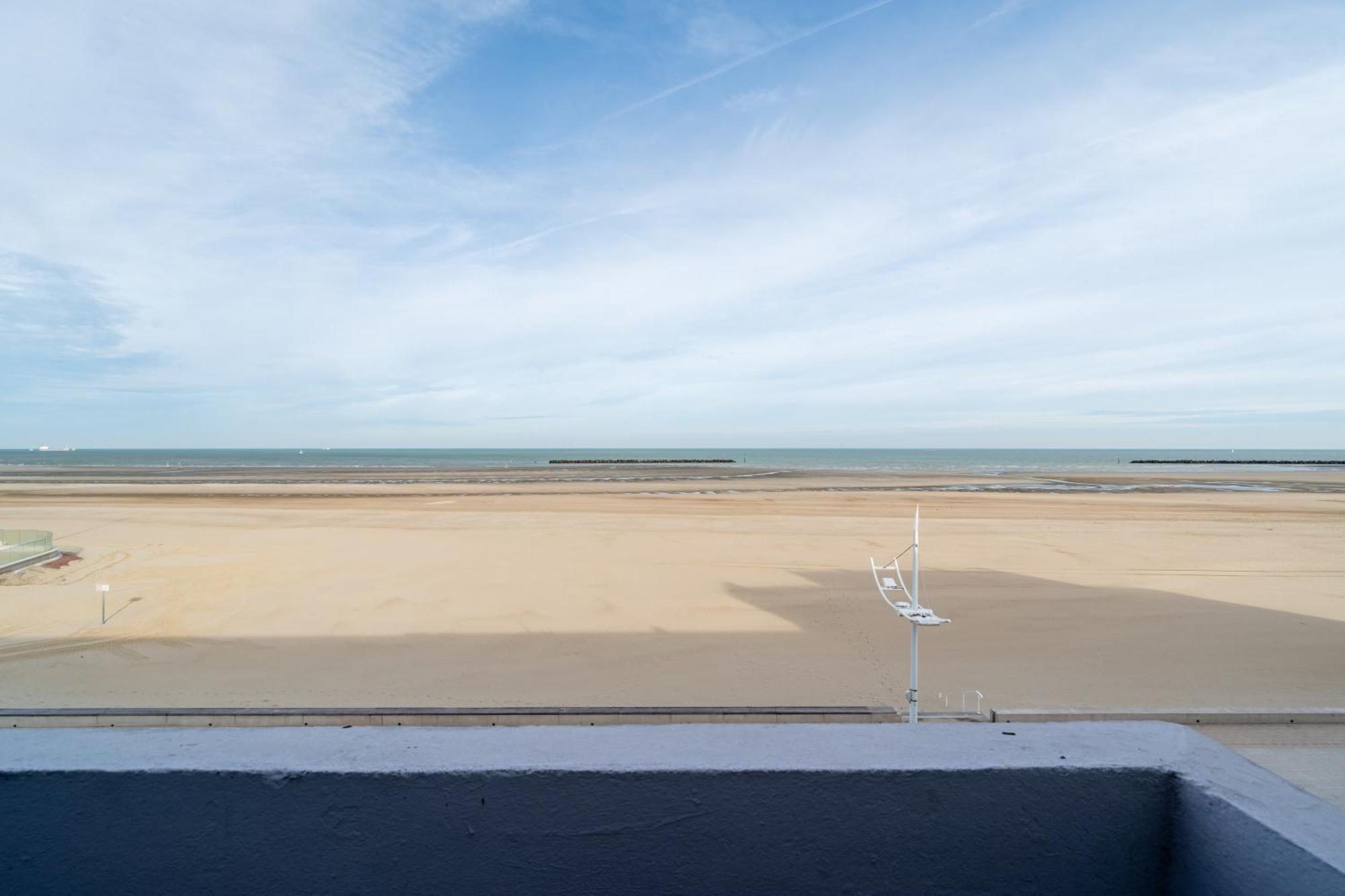 Malo-Les-Bains Appartements Lumineux Et Traversants Face A La Mer Dunkirk Exterior photo